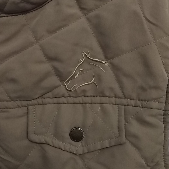 Beige, quilted vest - Picture 2 of 3